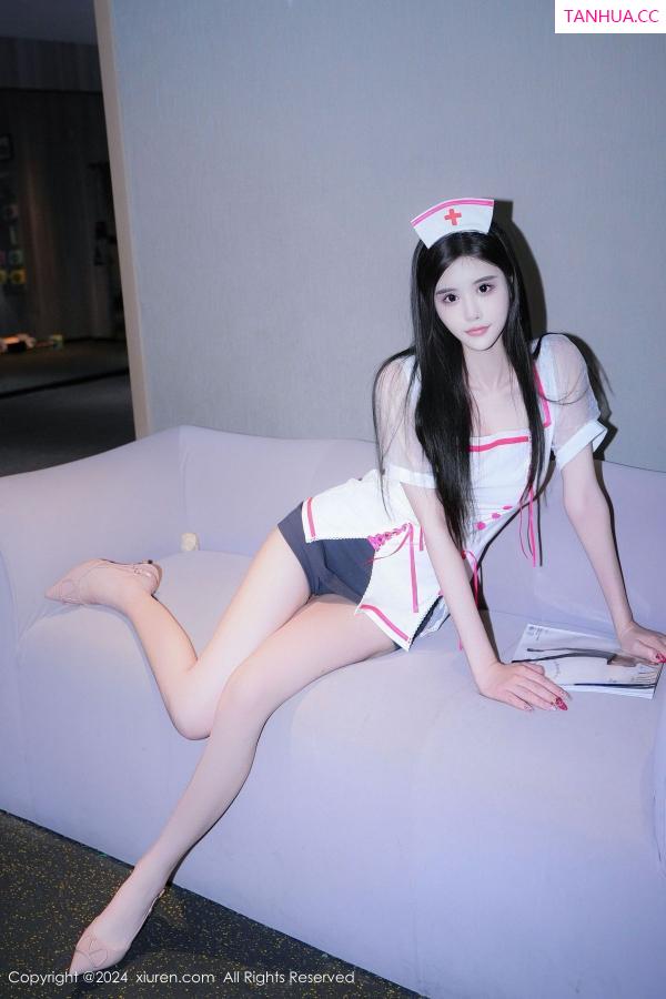   [XiuRen]高清写真图 2024.09.30 No.9241 Erikaki 美腿性感第14张图片